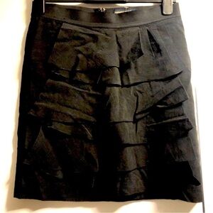 Banana Republic Size 2 Straight Black Skirt with Front Tiers